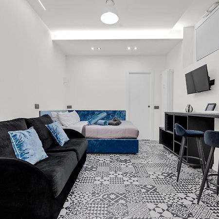 شقة Pab60 -Crescenzago-Luxury Blue House ميلان المظهر الخارجي الصورة